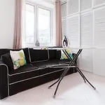 Rent Like - Wilcza 22a Apartman Varsó