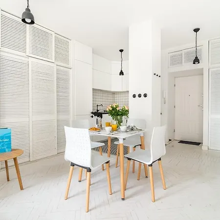 Rent Like - Wilcza 22a Apartman