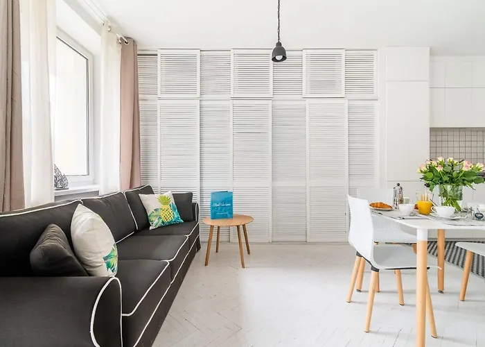 Rent Like - Wilcza 22a * Warsaw